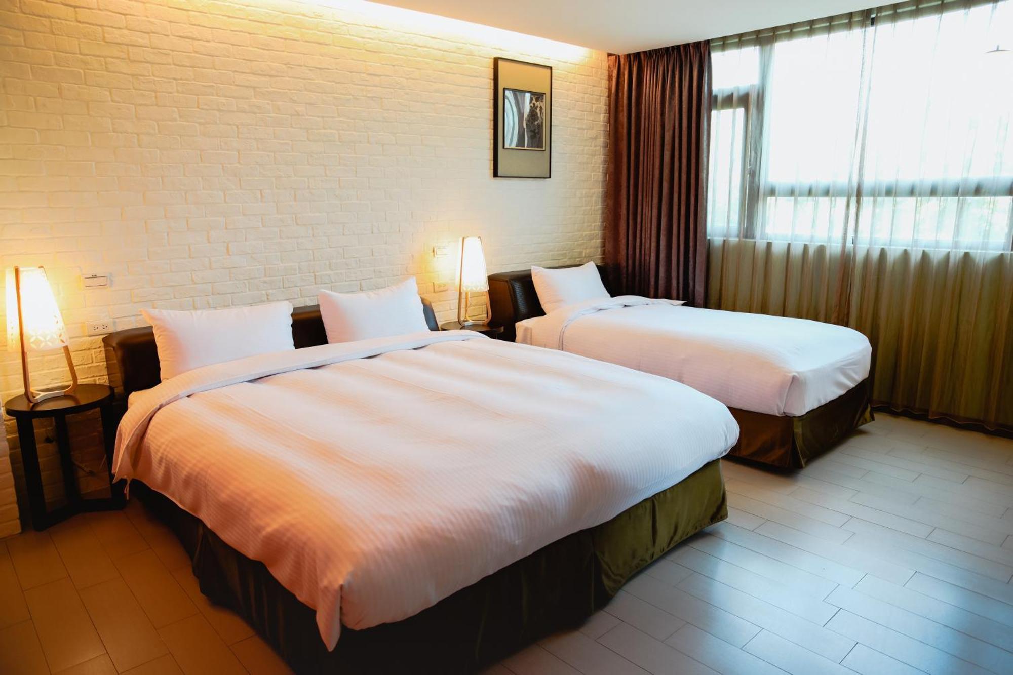 823 Tourist Hotel Jinhu Exterior foto
